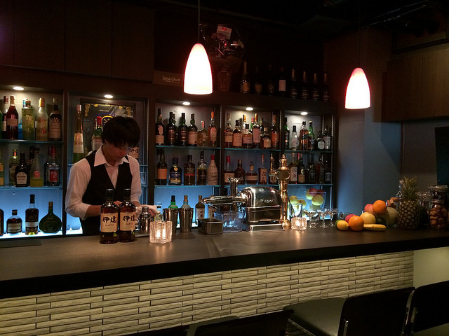 岩手の野菜や果物を使ったコールドプレスカクテルがいただけるバー。駅近なので気軽に使えるかも！＠BAR Wee DRAM（バーウィードラム）／渋谷