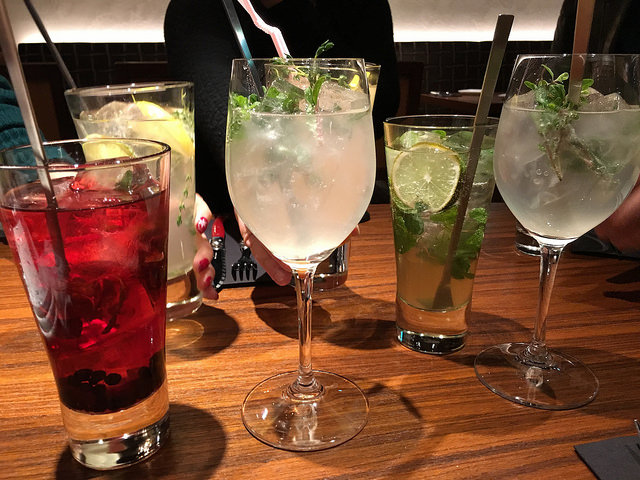 カジュアルなオトナ雰囲気がいい！女友達とのプチ忘年会。＠TOKYO KITCHEN（東京キッチン）／新宿三丁目