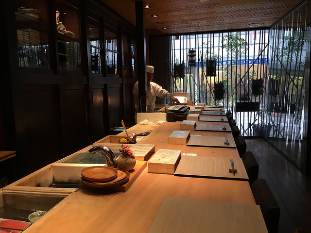 ビジネスランチで優雅にお任せ握り。個室もあって接待にもピッタリ！＠銀座 凛