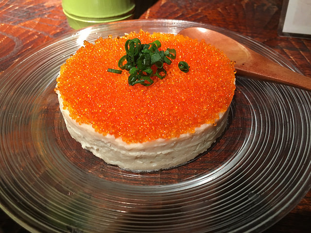 日本酒のプロがこだわるオシャレ立ち飲み。Sake好きなオトナが集まる雰囲気も好き。＠つねまつ久蔵商店（月島）