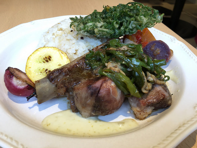 まだまだ穴場な新店でビストロカフェ飯なランチ。＠ビストロフレンチキス（新宿御苑）