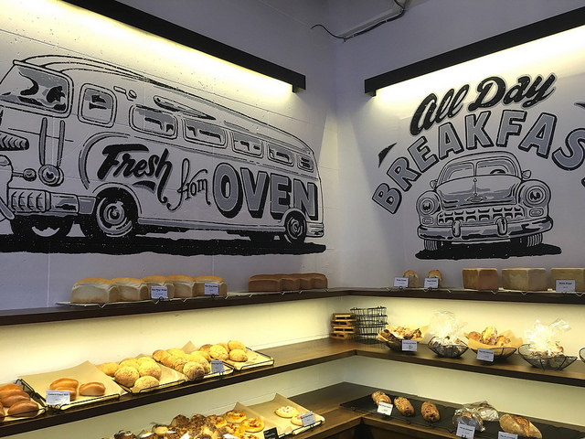 行き交う人が出会うパン屋さん。カフェはカルフォルニアスタイル！＠ Crossroad Bakery and Cafe（恵比寿）