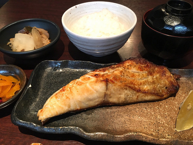 勝どきランチでお困りの方、美味しい焼き魚がいただけます。＠たい将（勝どき）