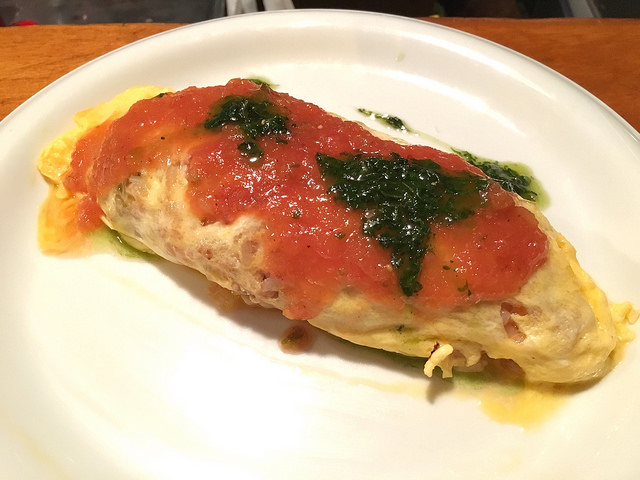 初台の名店にて、優しいオムライスにつつまれて。＠ツヴァイヘルツェン（初台）