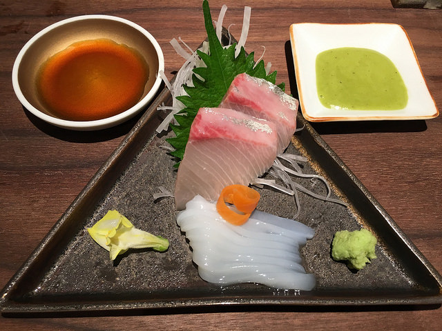 旬の食材を串＆創作料理に！器もお酒も空間もオトナが楽しめるジャパニーズモダンなお店。＠こがね（恵比寿）