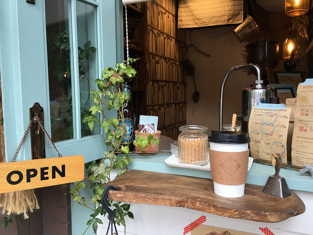 オシャレヘアサロンの実力派コーヒースタンド。＠イエヘアボタニカルコーヒー（中野坂上）
