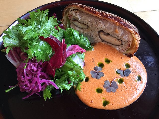 シェフが変わってモダンフレンチに！オシャレビジュアルの中にもクラシカルな安定感。＠ナインストーリーズ