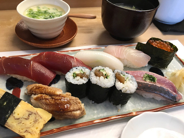 住宅街にあるお寿司やさん。ランチはコスパもよく穴場かも！＠鮨おさ内（池尻大橋）