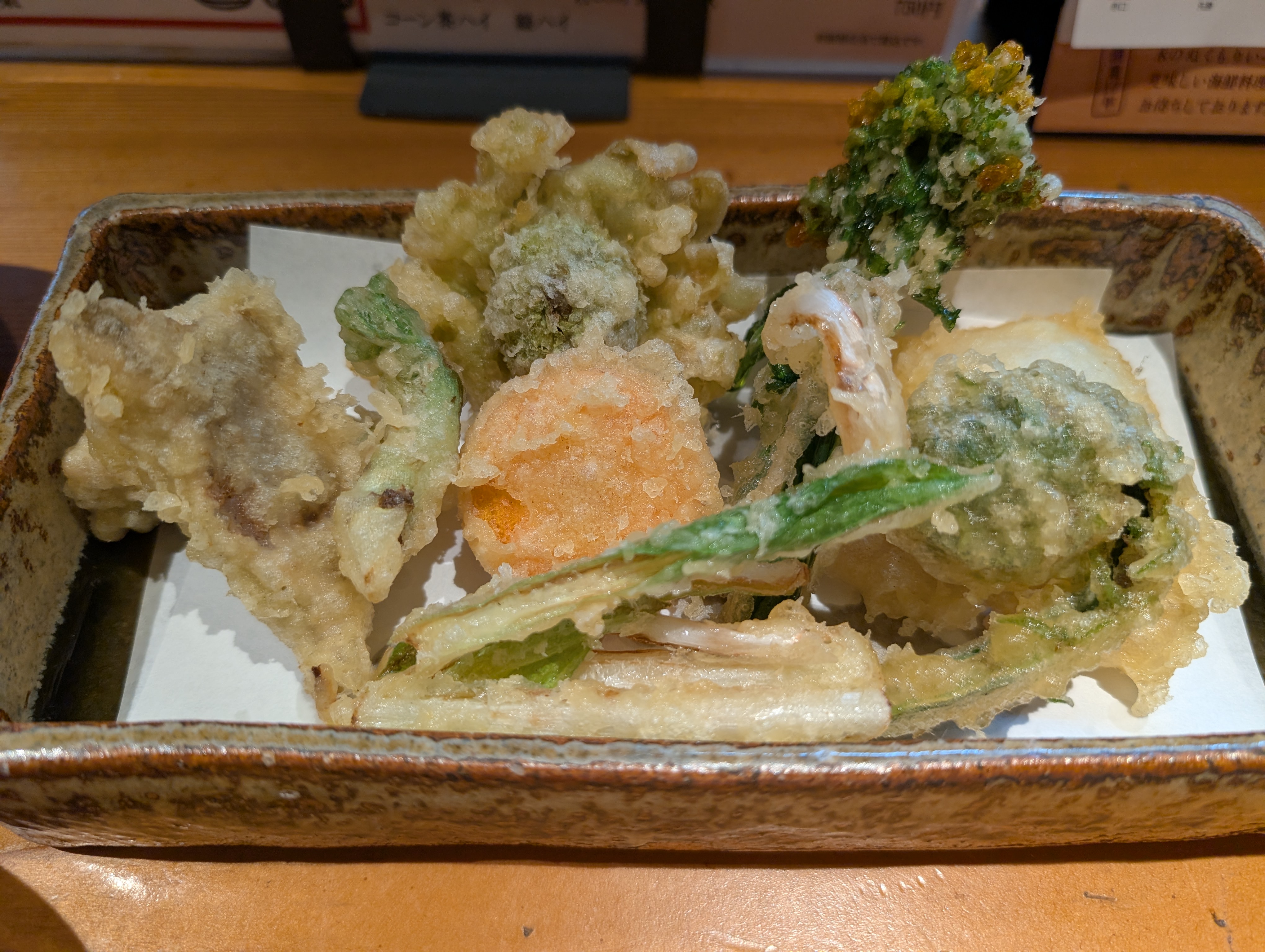 ひととき 春野菜天ぷら タラの芽・ふきのとう・うるい・菜の花・新玉ねぎ