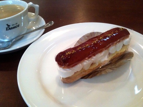 デザートにつけたイチゴエクレア＠dance