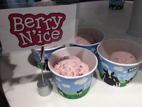 ベリーナイスはイチゴアイス。@BEN&JERRY