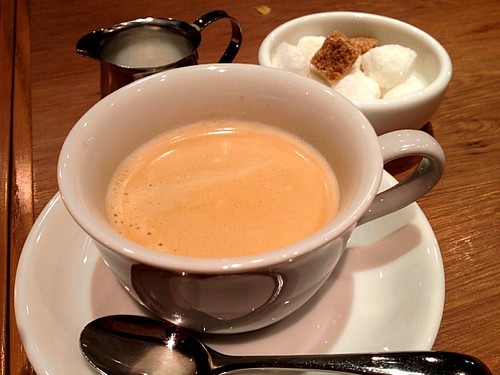 コーヒーも入れたてで美味しい!@Oysterbar&Wine BELON (オイスターバー&ワイン ブロン)
