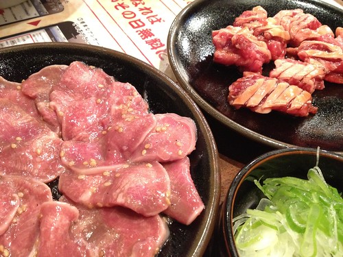 塩ダレ上タン焼きと中落ちカルビ＠一代目とんとん侍 三軒茶屋店