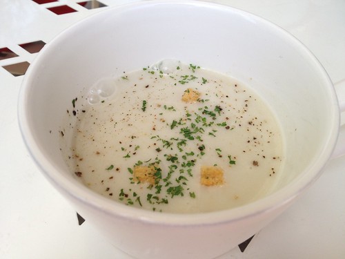 里芋とジャガイモと豆乳スープ＠mirayne （ミレイネ）