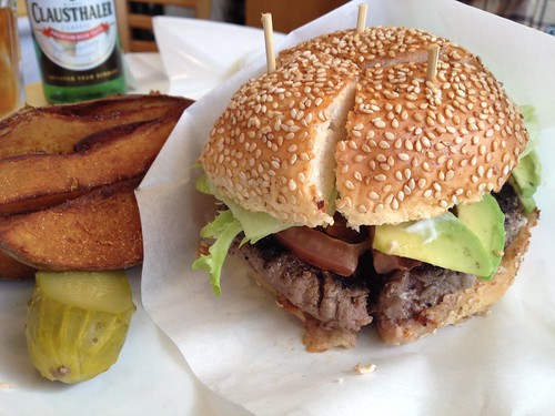 アボガドバーガー＠WPC（代々木上原）