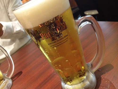 サーロインステーキが量り売り？！アットホームな接客で美味しいお肉をいただける居酒屋さん。＠肉屋直営 小松屋 日銀通り店（神田・新日本橋）