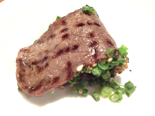 ロースもネギでくるんで。＠焼肉キッチンスタジアム　黒５ 本店 （クロゴ）