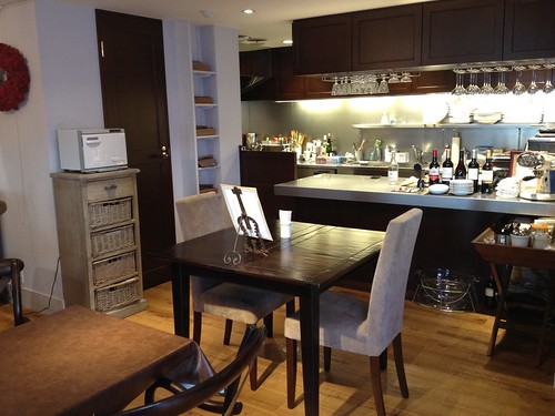 店内は落ち着いたいい感じ＠Tiaras Cafe & Shop