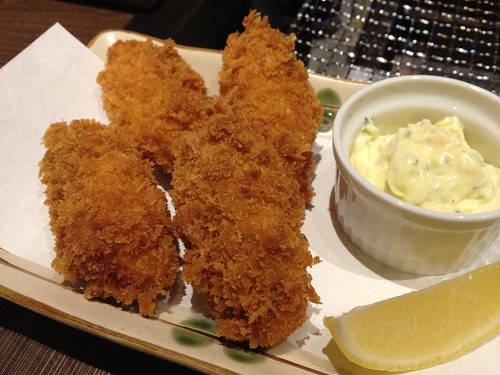 カキフライ１個300円なり＠かき小屋 新橋