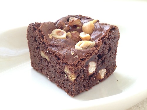 くるみとヘーゼルナッツのブラウニー300円＠サンデーベイクショップ