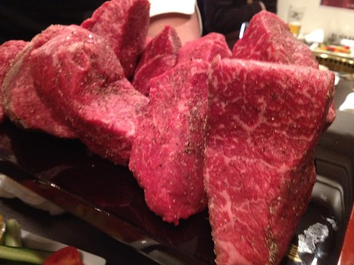 バラ肉と肩ロースの固まりだったような。@格之進R