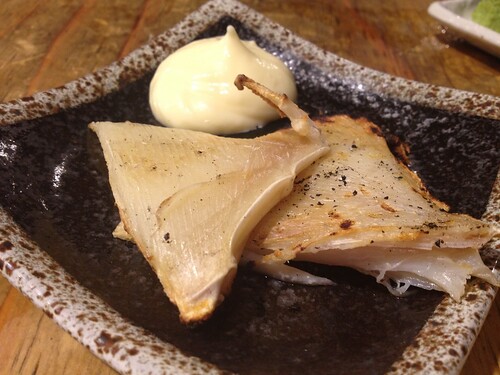 肉厚！生干しエイヒレ399円＠鰓呼吸 麻布十番商店街