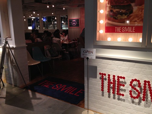 店内は女子ばかり＠ザ・スマイル