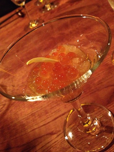 ミッドタウンにほど近いちょっとオシャレな居酒屋さん。みんなでワイワイするには便利かも。＠割烹バル 潤沢（六本木）