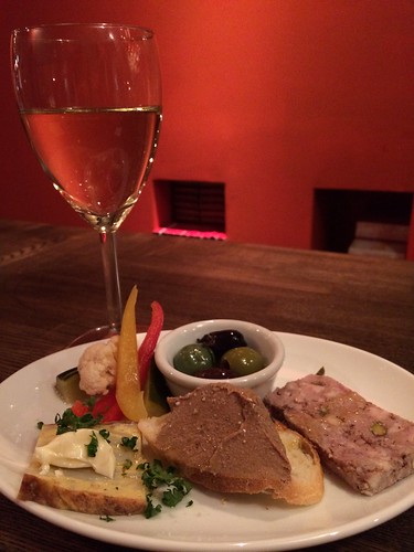 ワイン＆タパスでさく飲み＠スペインバル Ocho