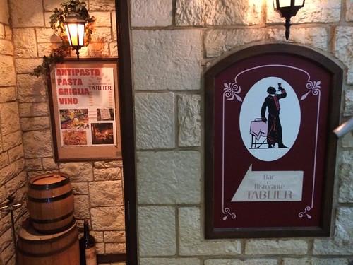 ズワイガニのトマトクリームソースのパスタが絶品！ソムリエがいる小さなイタリアンバール。＠バール・エ・リストランテ・タブリエ（銀座）