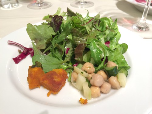 ランチのサラダ＠カルネヤサノマンズ