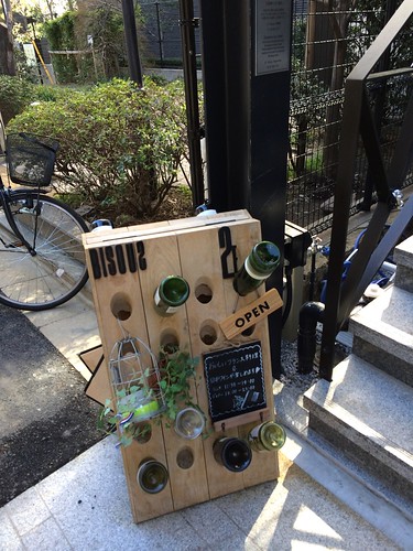 「日本ワイン×フレンチ」の優しいマリアージュ。オーナーさんのこだわりと奮闘に応援したくなるお店。＠ビズ 神楽坂