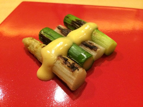 季節の焼き野菜 2種類のアスパラガス オランデーズソース@瀧口
