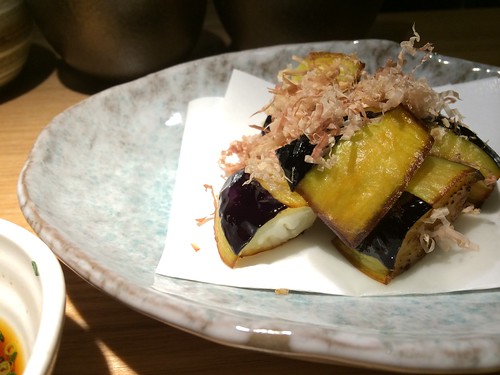 季節の茄子丸揚げ＠Sake Fun ぞっこん。