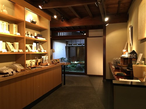 ひがし茶屋街