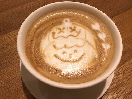アクイーユ