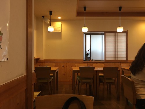 ごはんや