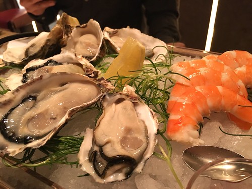 ノマド グリル ラウンジ