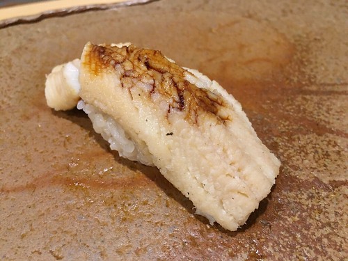 鮨 まつ本