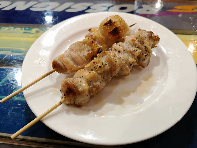 【下北沢】てっちゃん＠隈研吾デザインの串焼き屋さん。個性的でお手頃でシモキタらしい酒場。