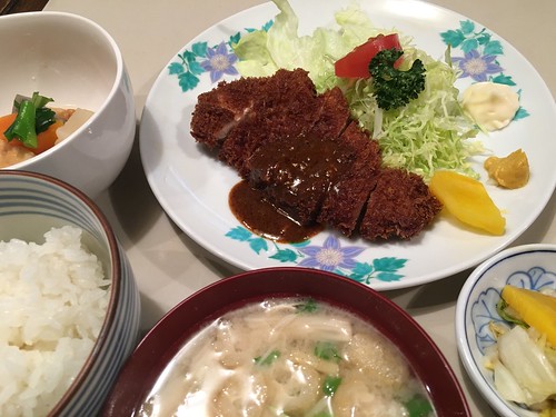 ハチロー