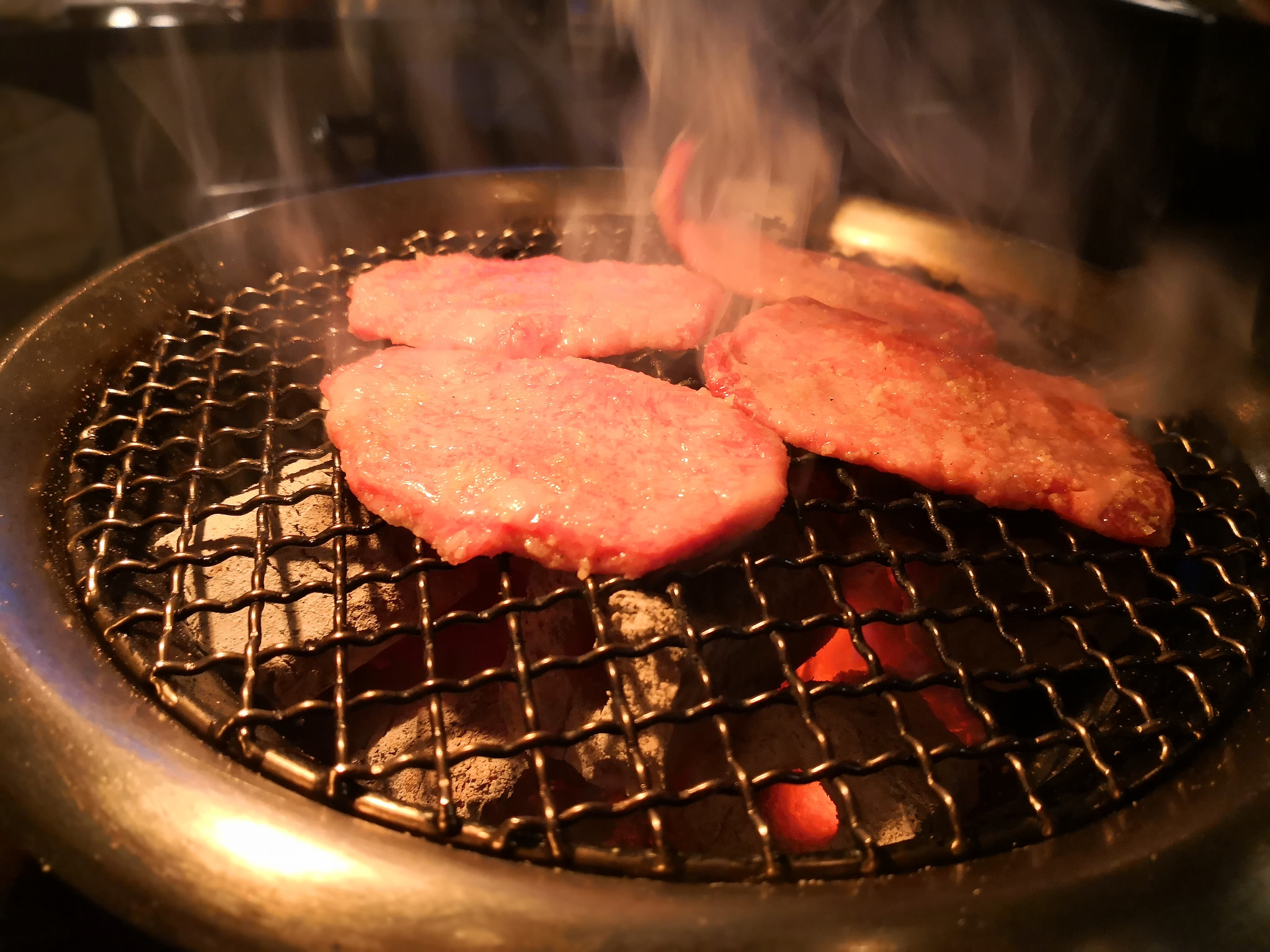 【恵比寿・渋谷】Shibuya8929＠塩昆布で食べる赤身が新鮮！バーのような隠れ家焼肉。