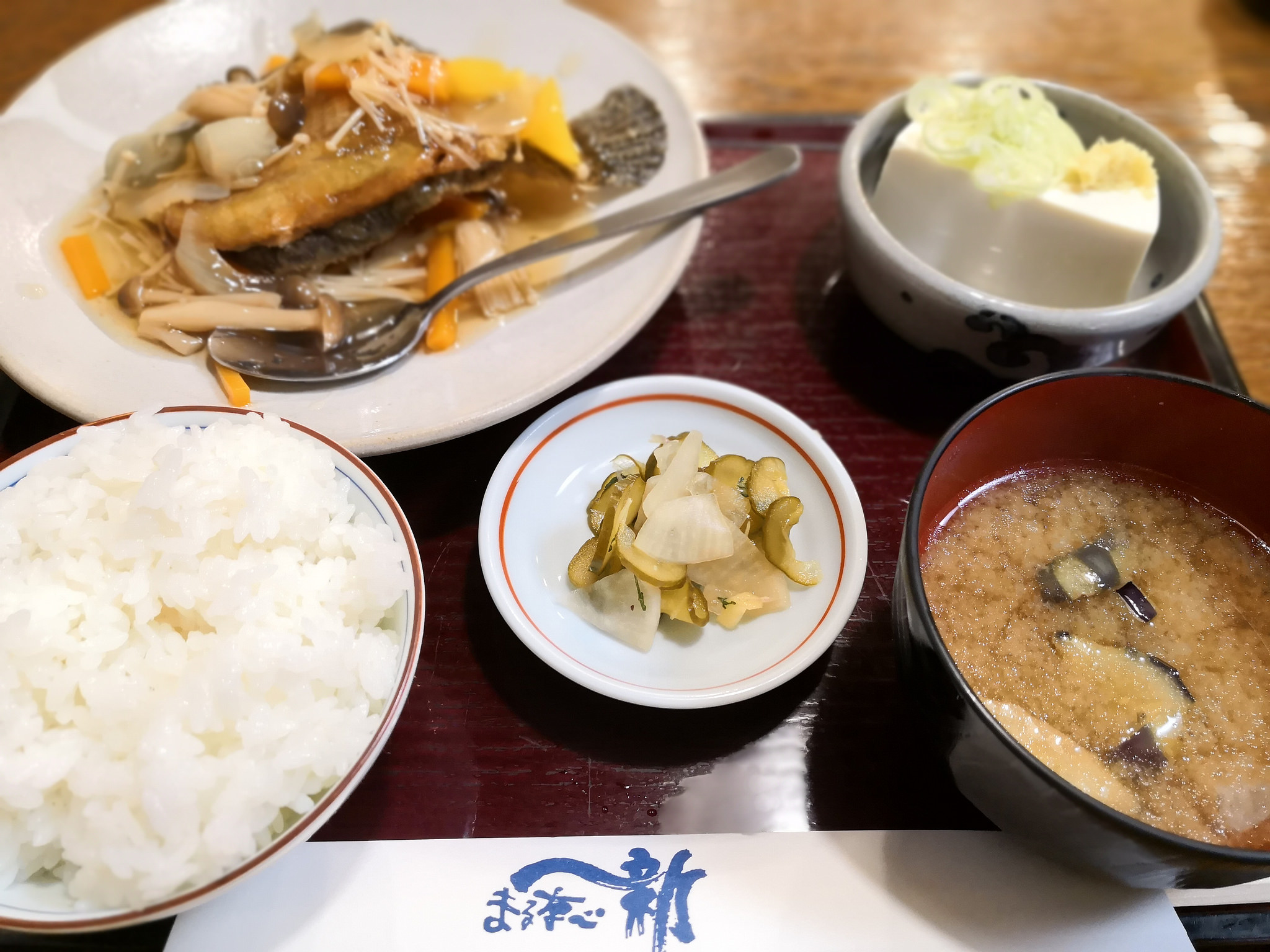 【代々木上原】まるなべ一新＠昔ながらの和食屋さん。地元常連さんが多いホッとするランチ。