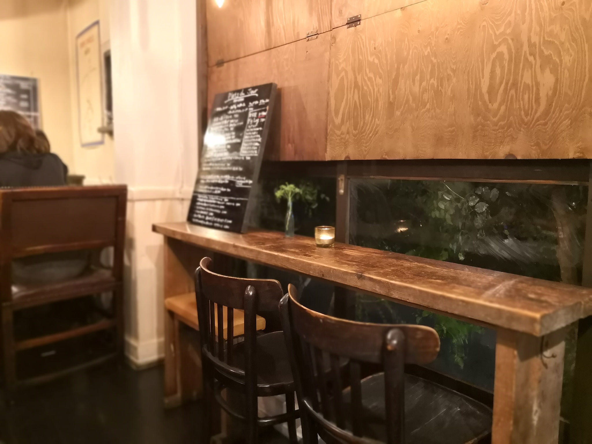 【幡ヶ谷】デュボワ＠久しぶりに再訪。ワインがお手頃でアテもイロイロあっていい！