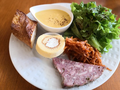 sadaki deli