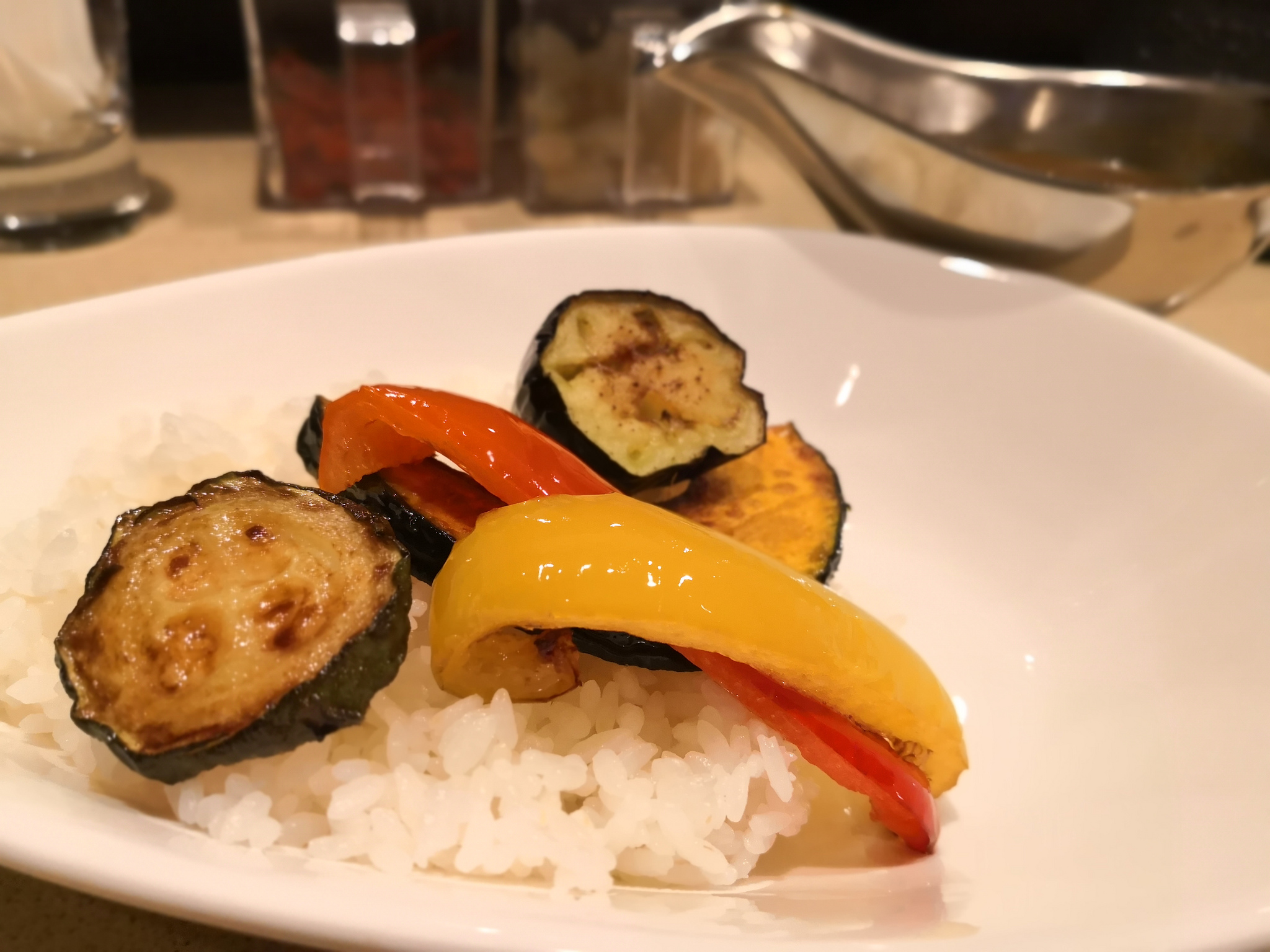 【不動前】太陽堂＠ブイヨンを生かしたスパイスカレーとラビオリランチ。