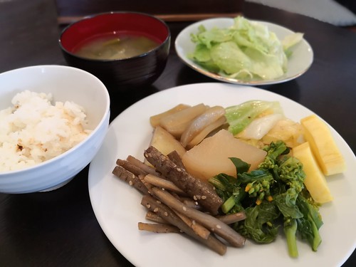 とかいなか食堂