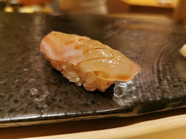 鮨花おか