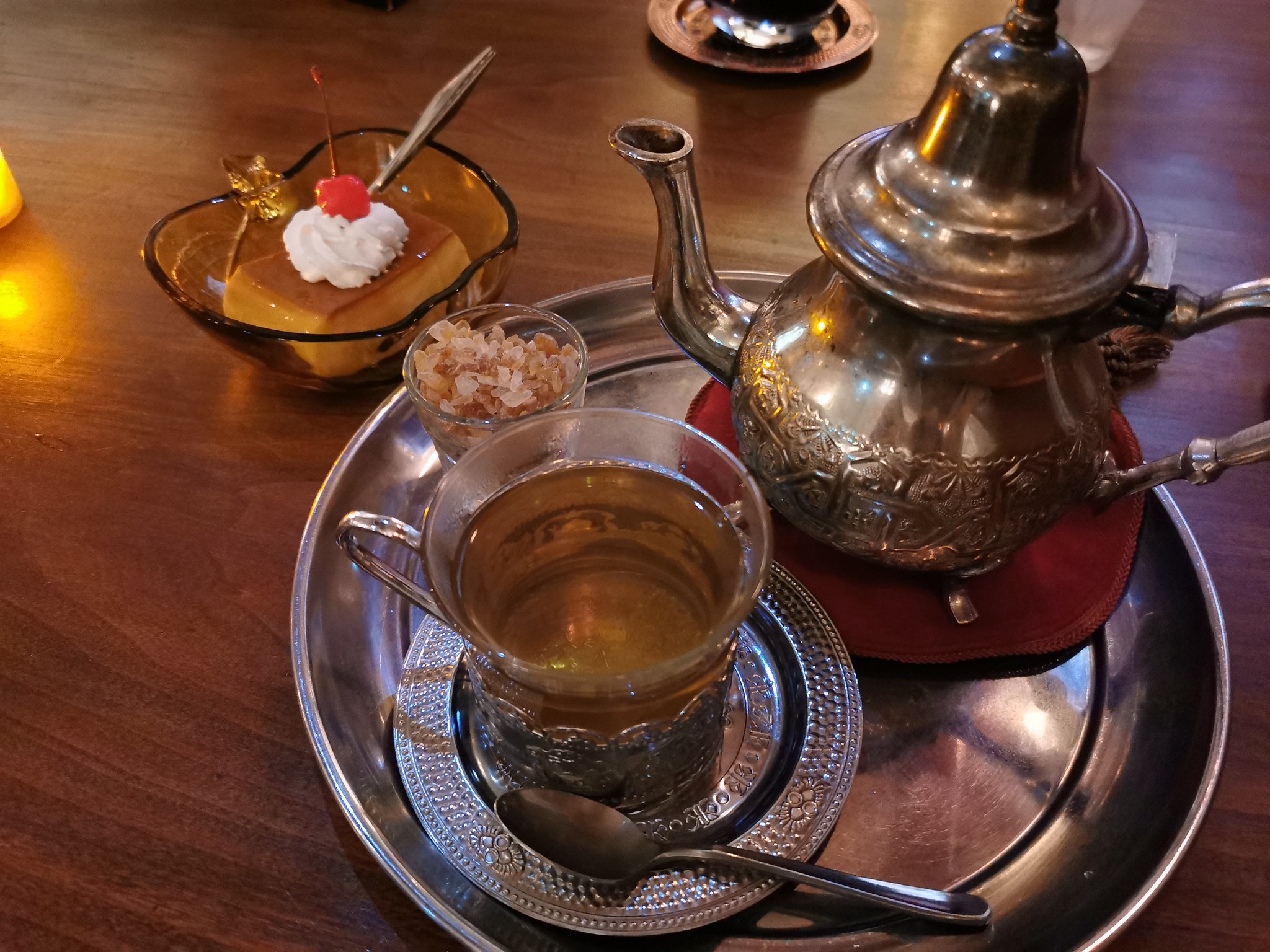 【京都・三条】喫茶ガボール＠フランスの退廃的な雰囲気がかっこいい夜カフェ＆バー。
