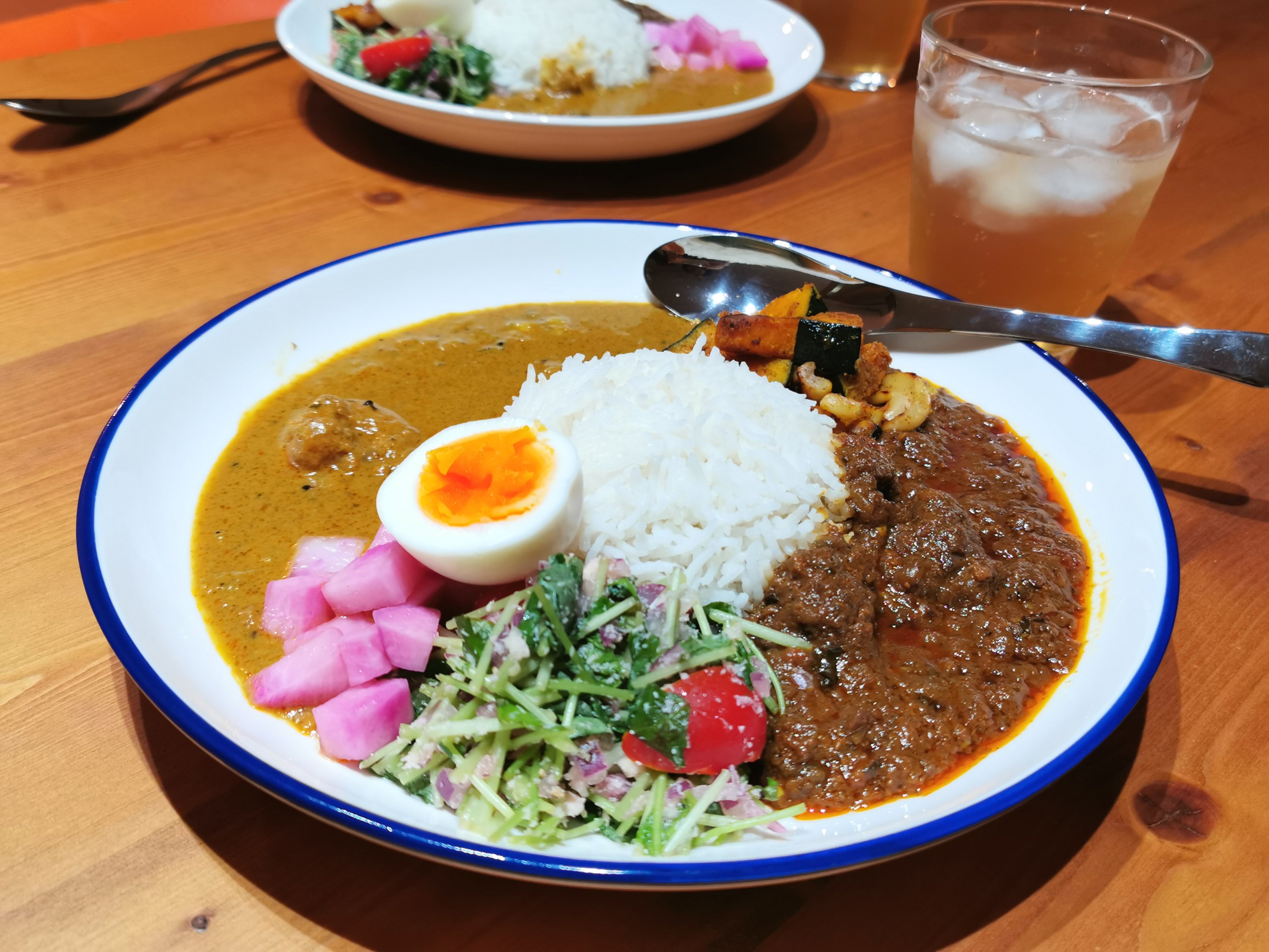 【お取り寄せ】スパイスカレーケラク（目黒）＠出汁がポイントの旨味カレー。ハルダモンカレー監修の本格スパイスカレーでおうちごはん。